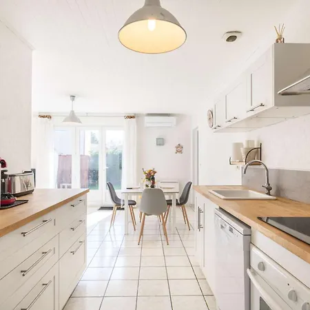 Maison De A - Proche Du De Latecoere 5 Personnes Villa Biscarrosse